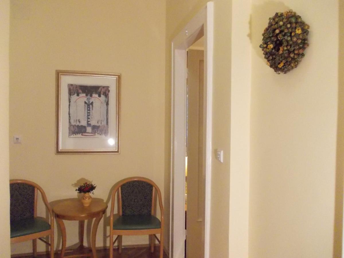 Apartamento Flatneartocastlehill Budapest Exterior foto