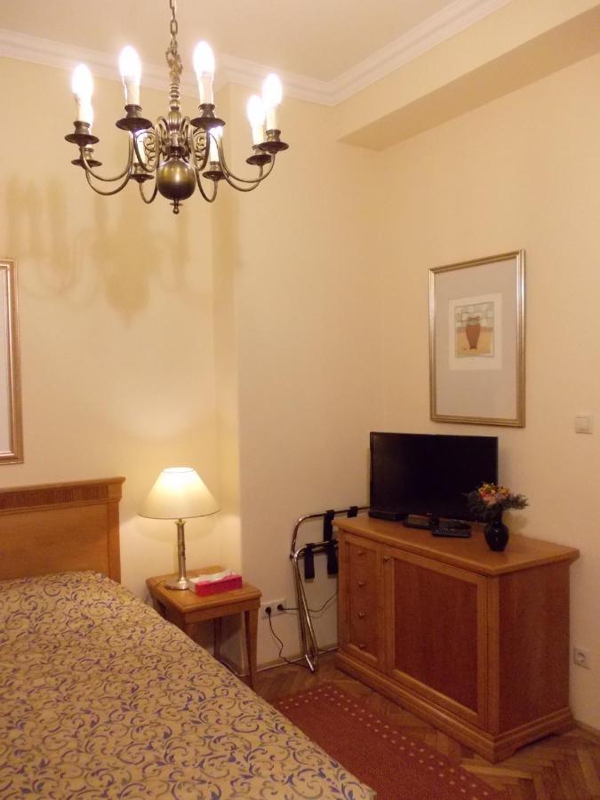 Apartamento Flatneartocastlehill Budapest Exterior foto